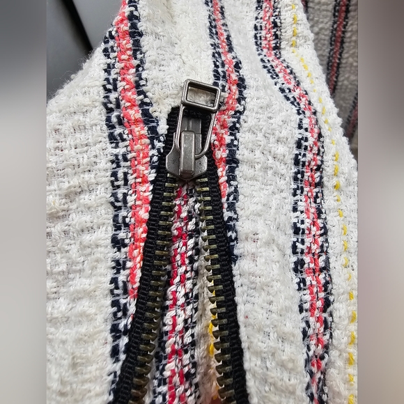 Veronica Beard MARA Striped Tweed Moto Zippered Jacket  Size 8  Retailed @ 650. - Picture 8 of 12